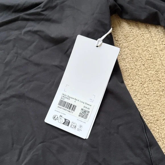 Lululemon Wundermost Ultra-Soft Nulu Square-Neck Long-Sleeve Shirt, Black, L - Picture 4 of 5